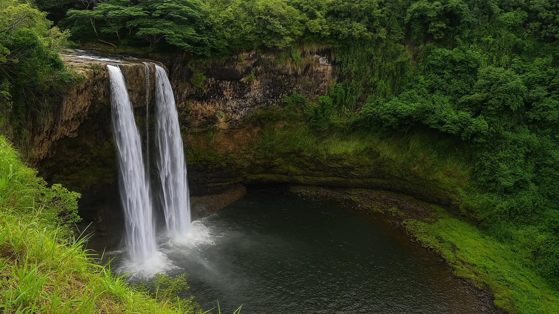 Lihue Airport overview
